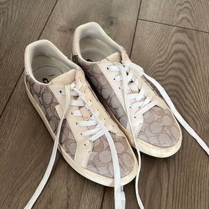 Coach shoes